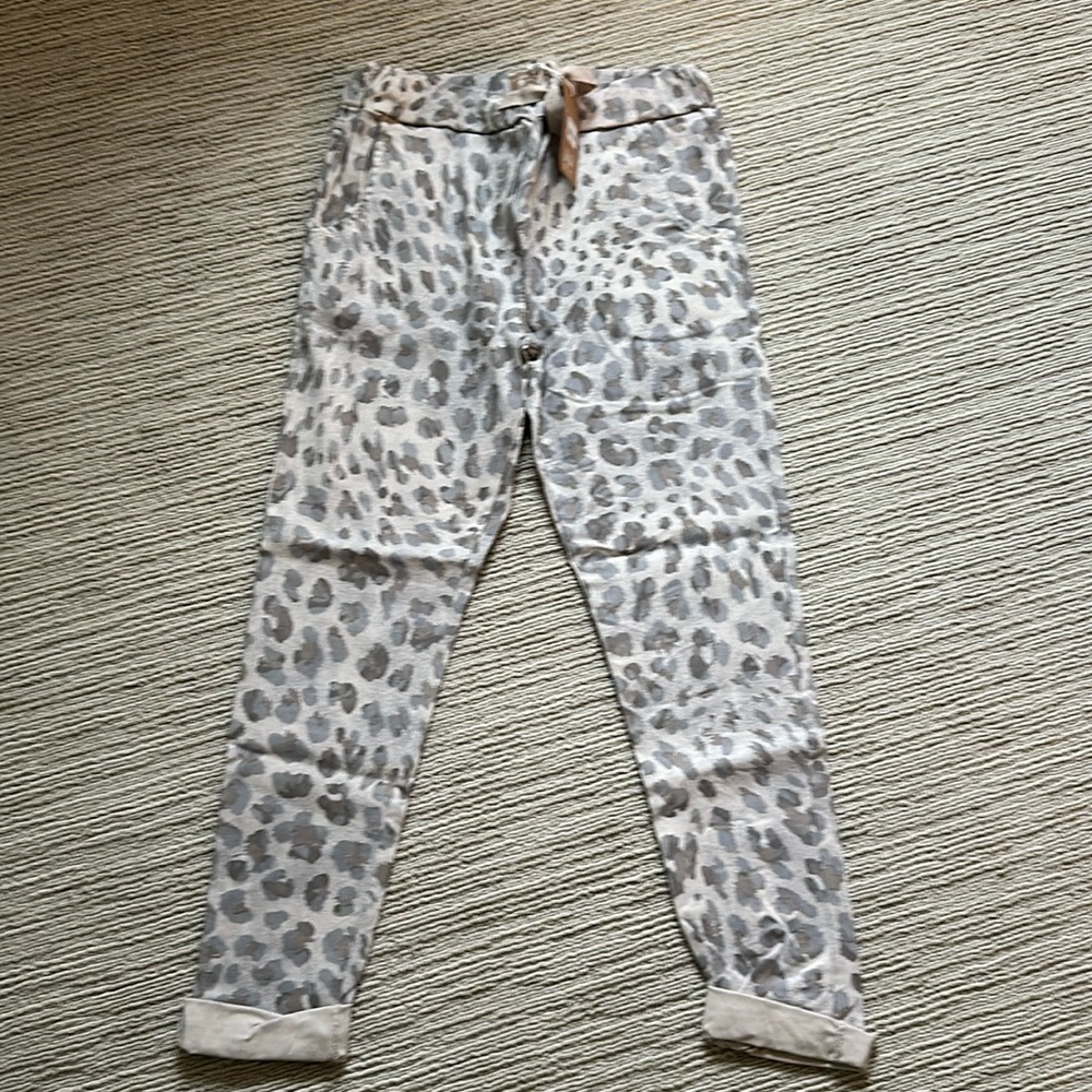 NEW WITH TAGS, Brand Bazar, One Size Fits Most